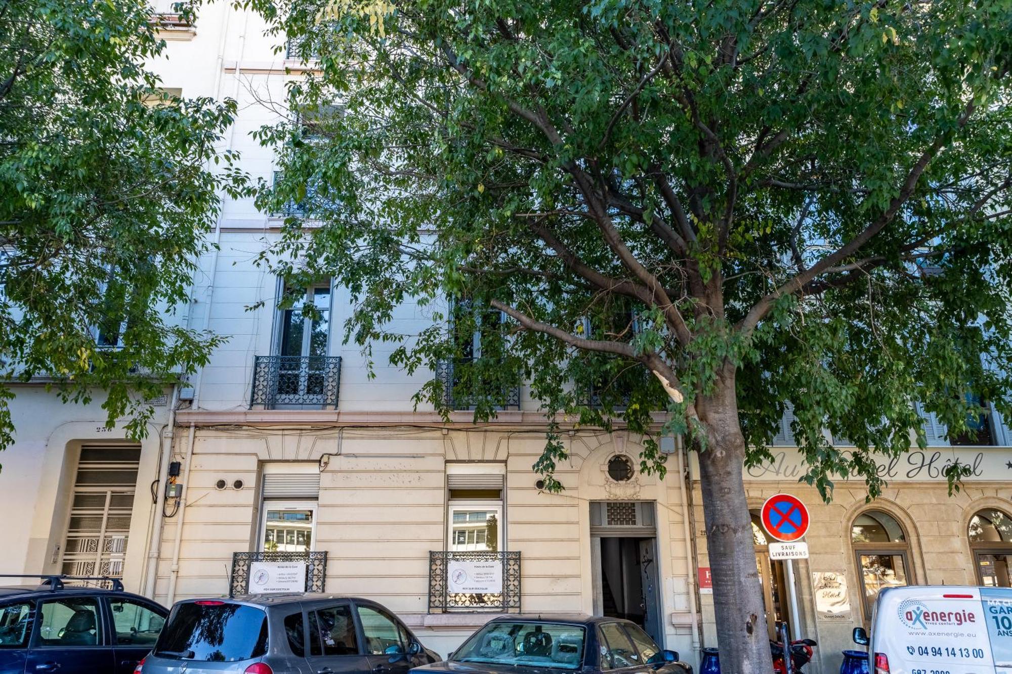 L'Haussmannien - Appartement Standing - Hypercentre Toulon Buitenkant foto